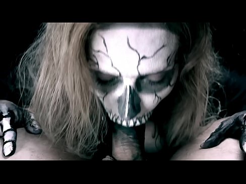 ❤️ Demoniška mergina čiulpia varpą savo juoda burna ir ryja spermą. ❤❌ Anal video prie lt.yh9n.top